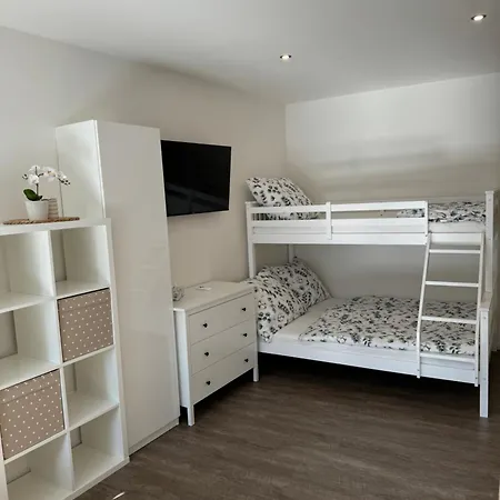 Rk #4 Apartment